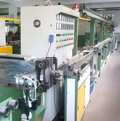 سعر جيد آلة طحن الكابلات منخفضة الجهد 1mm2-16mm2 خط طحن الكابلات الانترنت
